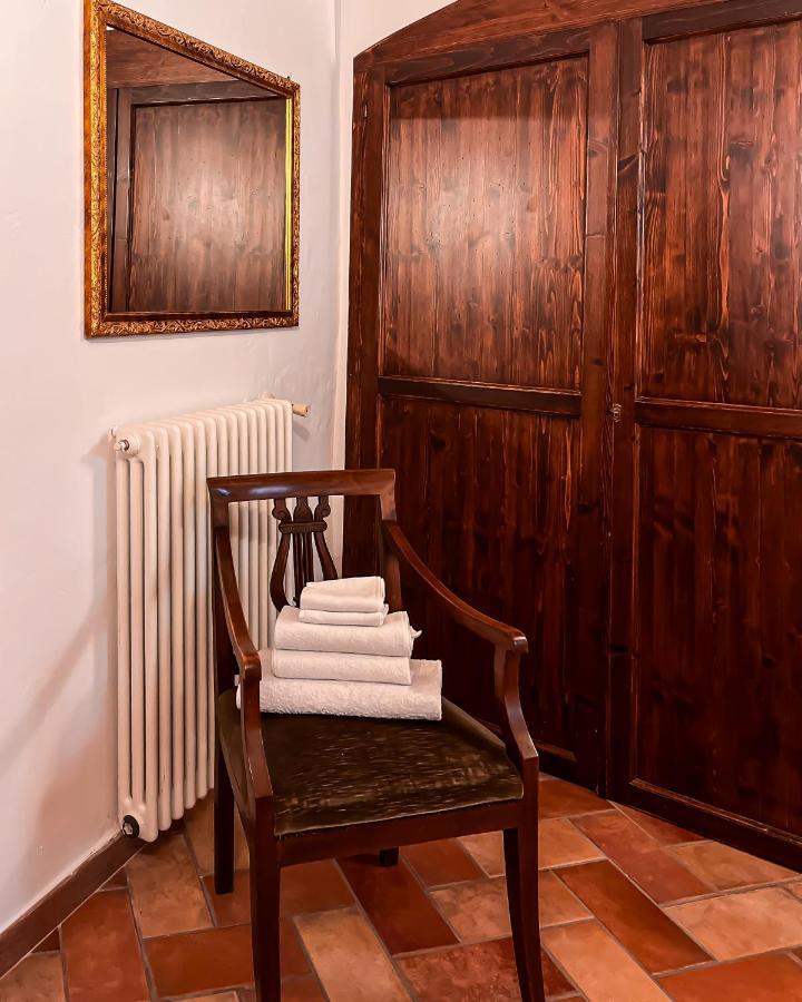 Casa Armanni - La Tua Casa Di Pietra Apartment Губио Екстериор снимка